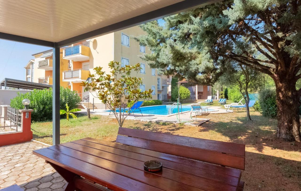 Branko B4 Poreč Exterior foto